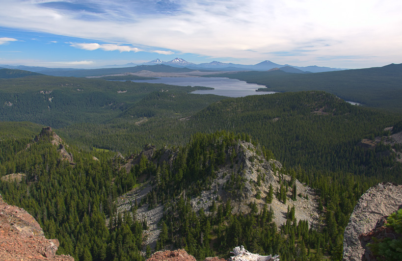 Three Sisters and Waldo Lake from Fuji Mountain