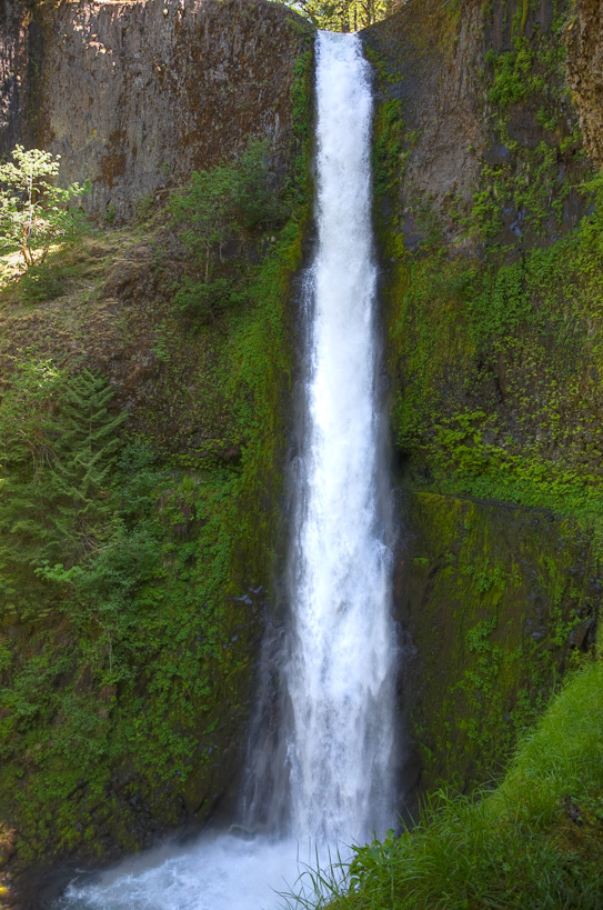 Tunnel Falls